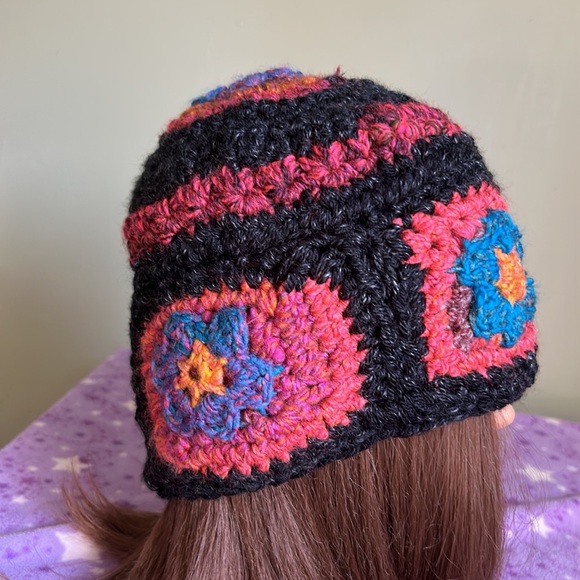 Crochet flowers medium acrylic yarn new - Picture 5 of 10